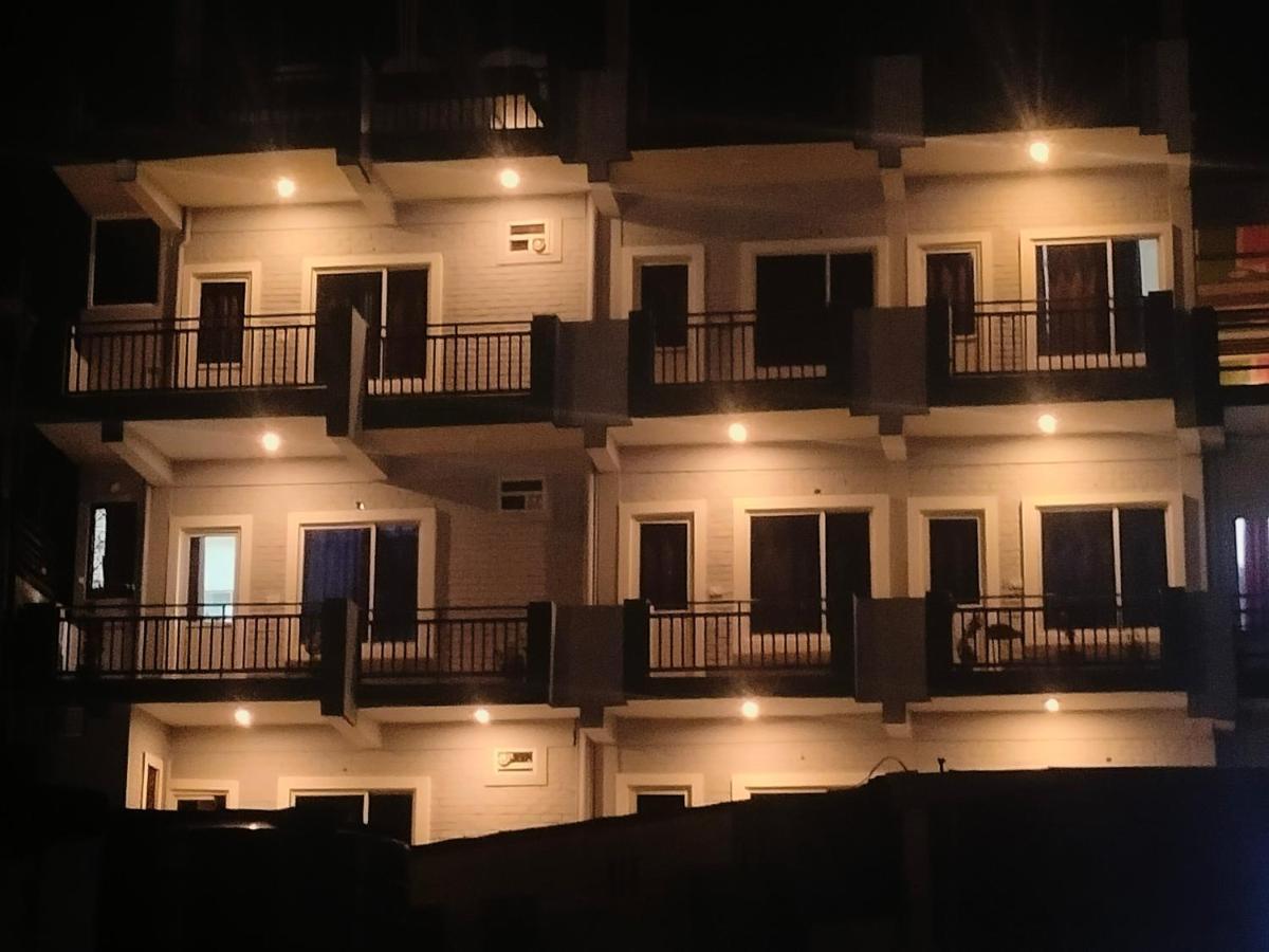 Chandra Palace Rishīkesh Zewnętrze zdjęcie